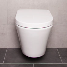 Lade das Bild in den Galerie-Viewer, Bullseat 4